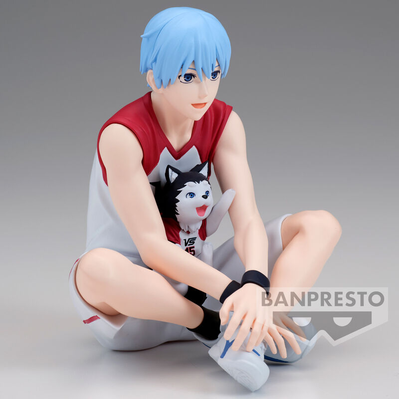 Figurine Kuroko Tetsuya posée sur un socle avec logo BANPRESTO visible