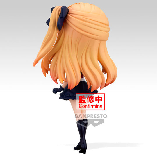 Gros plan sur le visage expressif de la figurine Ruby Q Posket de BANPRESTO