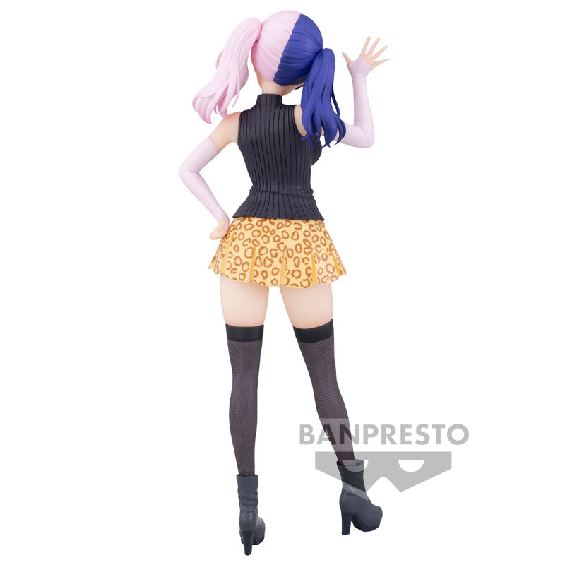 Vue arrière de la figurine Nagomi 22cm montrant la posture élégante et les détails du costume