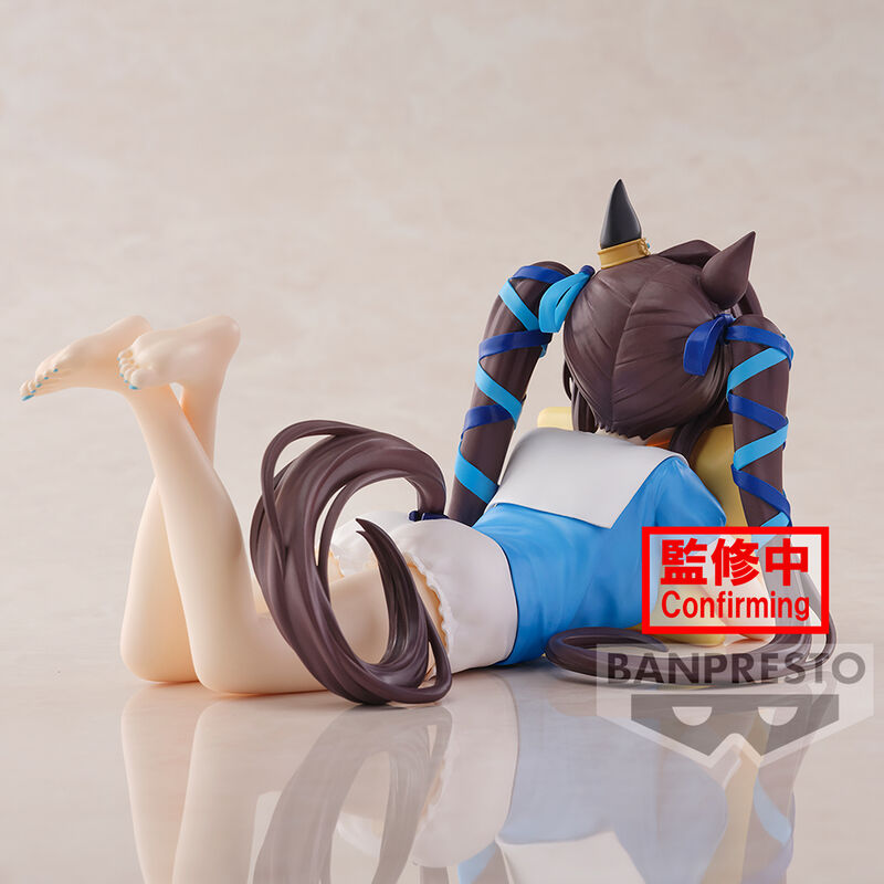 Figurine Umamusume Vivlos en position dynamique sur socle, collection officielle BANPRESTO