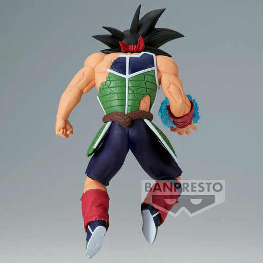 Présentation de la figurine Bardock sur socle avec logo BANPRESTO et fond neutre