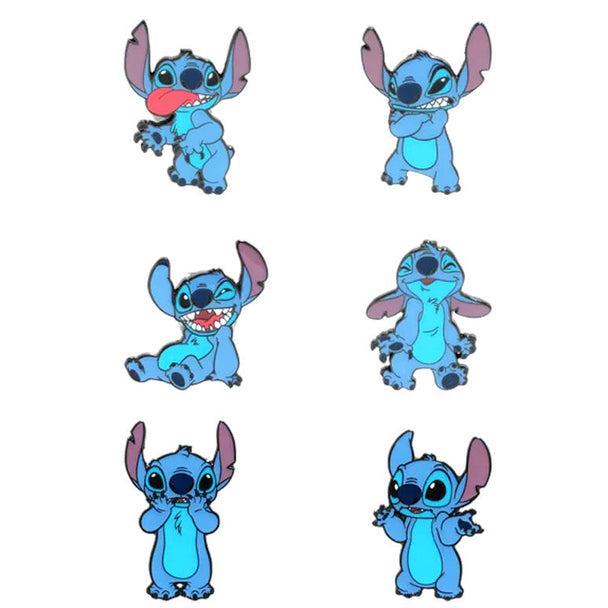 Pin's émaillé Disney Stitch coloré en boîte mystère de 3,75 cm par LOUNGEFLY, parfait pour collection et personnalisation d'accessoires.