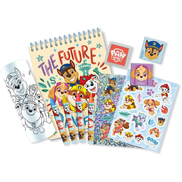 Vue détaillée du set papeterie Paw Patrol 3D montrant les dimensions compactes et les accessoires inclus