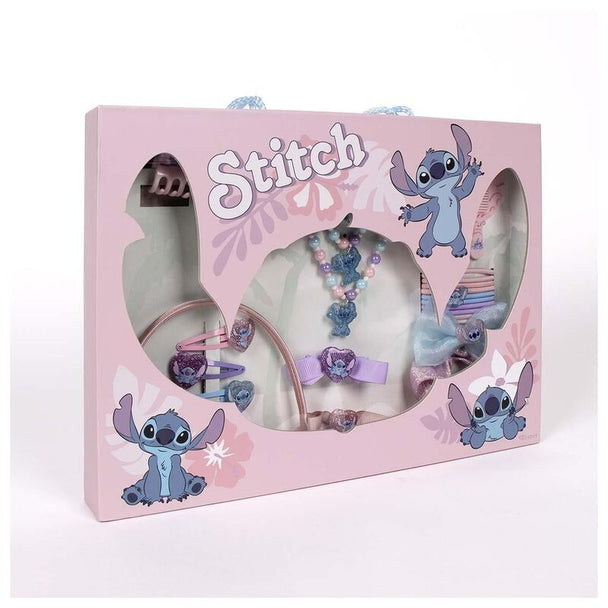 Vue rapprochée des produits de maquillage inclus dans le set beauté Disney Stitch CERDÁ.