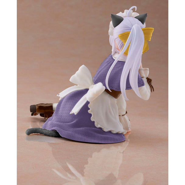 Vue rapprochée de la figurine Elaina Chat Maid avec détails soignés et couleurs vives, édition TAITO