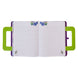 Vue rapprochée des détails imprimés et appliqués sur la couverture du carnet Beetlejuice Loungefly