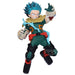 Vue latérale de la figurine Deku montrant sa pose héroïque et les couleurs vives de la tenue