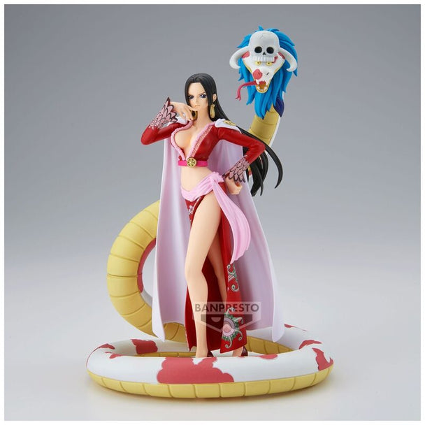Profil gauche de la figurine Boa Hancock BANPRESTO montrant les couleurs vives