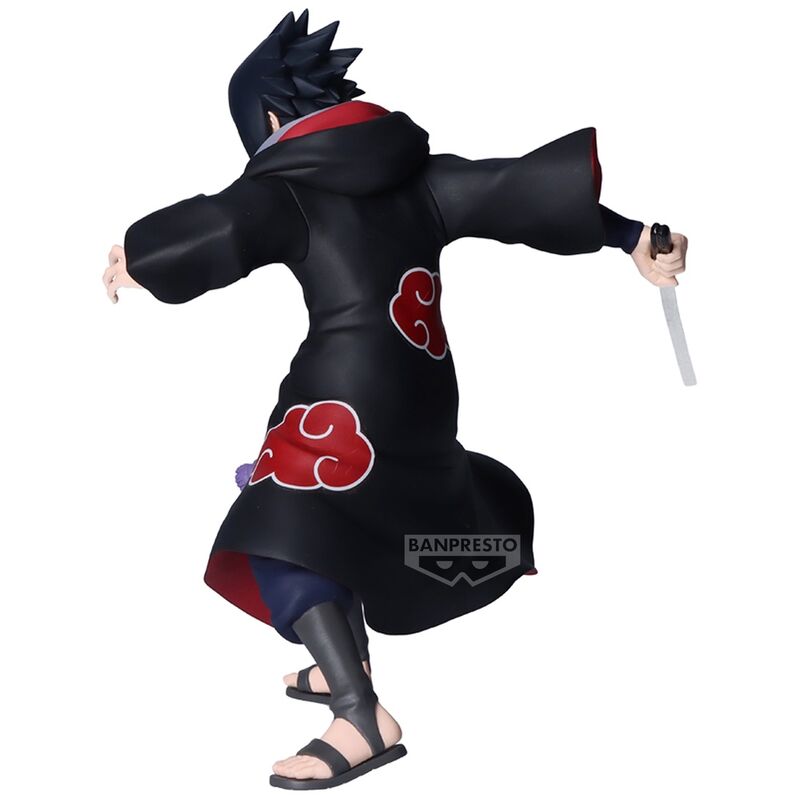 Vue arrière de la figurine Sasuke Uchiha avec son costume emblématique Naruto Shippuden