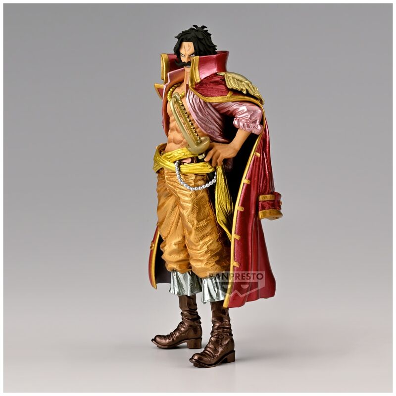 Figurine Gold D. Roger One Piece 23cm présentée sur socle officiel BANPRESTO