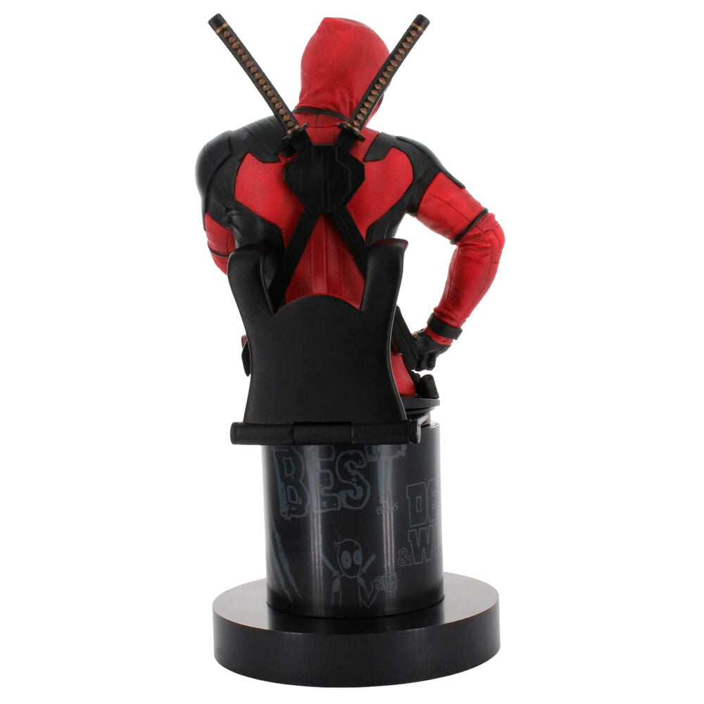 Zoom sur la texture et finition de la figurine Marvel Deadpool 3 Cable Guy