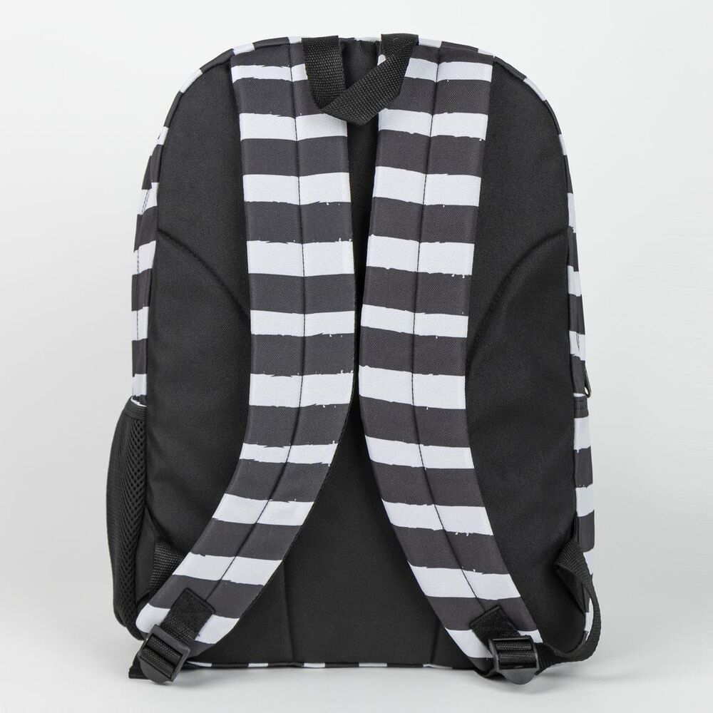 Vue latérale du sac à dos CERDÁ montrant les bretelles ajustables et la texture du tissu noir