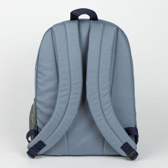 Détail du sac à dos Stitch montrant les bretelles ajustables et la texture résistante du tissu