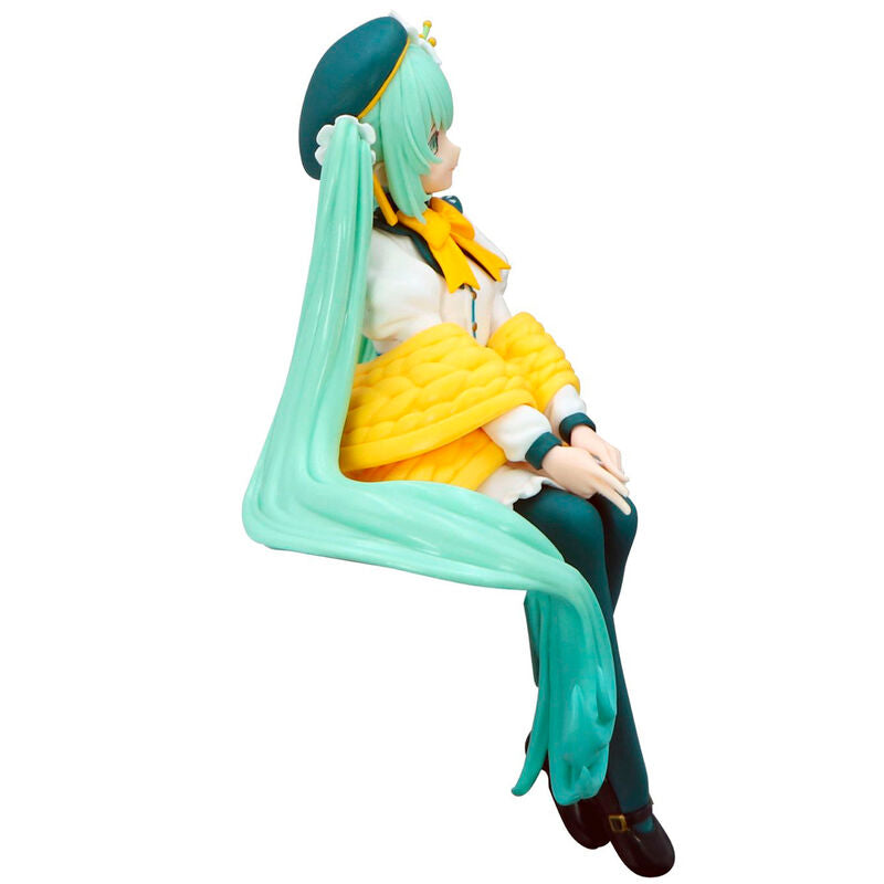 Vue rapprochée des détails du visage et des fleurs sur la figurine Hatsune Miku Flower Fairy Lily White