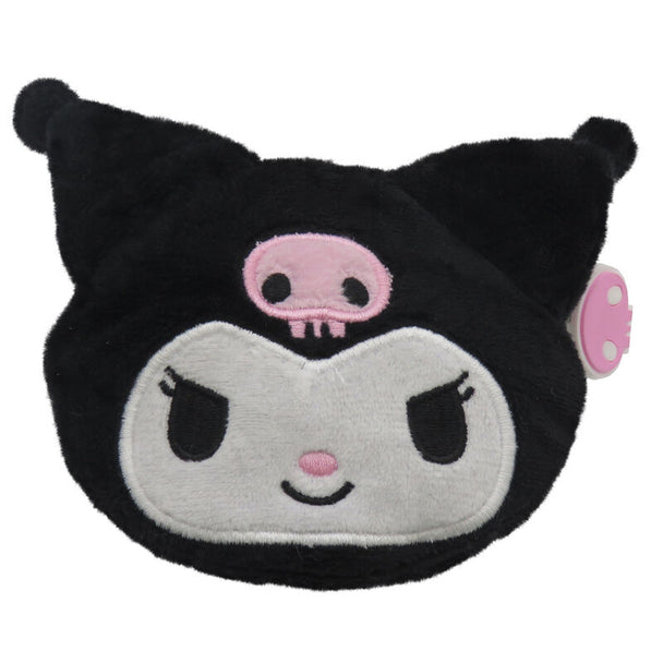 Porte-monnaie Hello Kitty Kuromi de 13 cm avec mousqueton attaché à un sac à dos, vue détaillée du design.