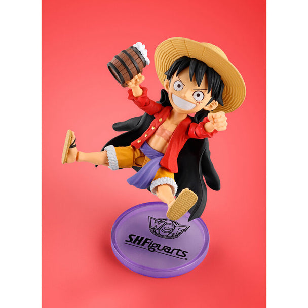 Accessoires inclus : chope de bière, main interchangeable et visage alternatif pour Luffy