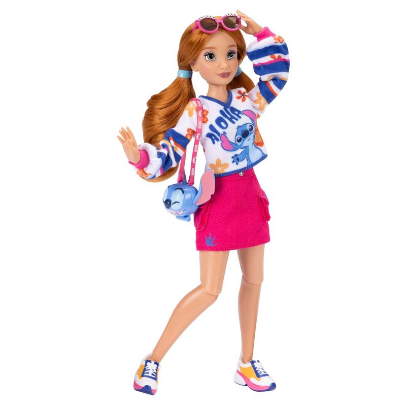 Poupée Stitch ILY 4Ever Fashion avec accessoires de mode visibles sur fond blanc