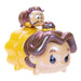Figurine Tsum Tsum Disney posée sur une surface blanche avec éclairage doux