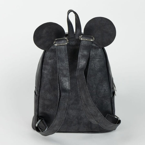 Zoom sur le détail du simili cuir et l’illustration de Minnie Mouse sur le sac à dos CERDÁ