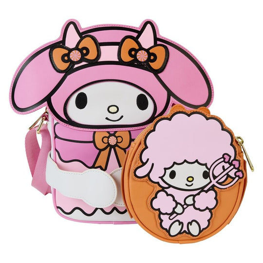 Photo montrant la bandoulière ajustable et amovible du sac Loungefly My Melody Devil, idéale pour un port confortable
