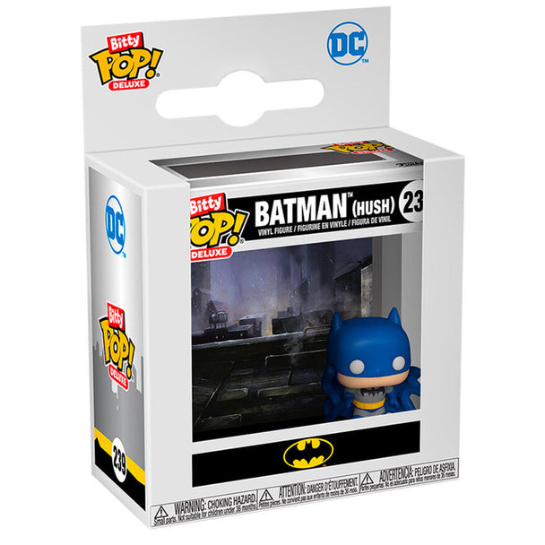 Figurine Bitty POP Deluxe Batman de FUNKO en gros plan, montrant les détails précis et les couleurs vives de la figurine.