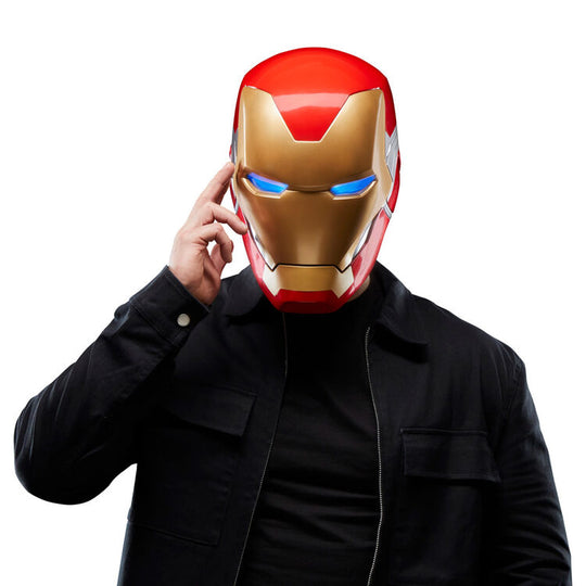 Image rapprochée du variateur d'intensité des lumières des yeux du casque Iron Man