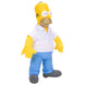 Ensemble de plusieurs peluches The Simpsons alignées sur une étagère