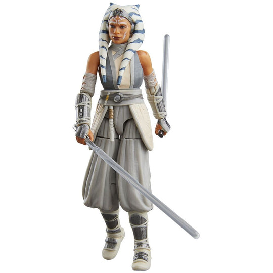 Vue latérale montrant les articulations flexibles de la figurine Ahsoka Tano