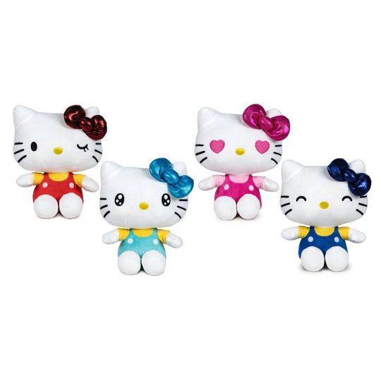 Zoom sur la peluche Hello Kitty PLAY BY PLAY montrant la qualité des matériaux doux