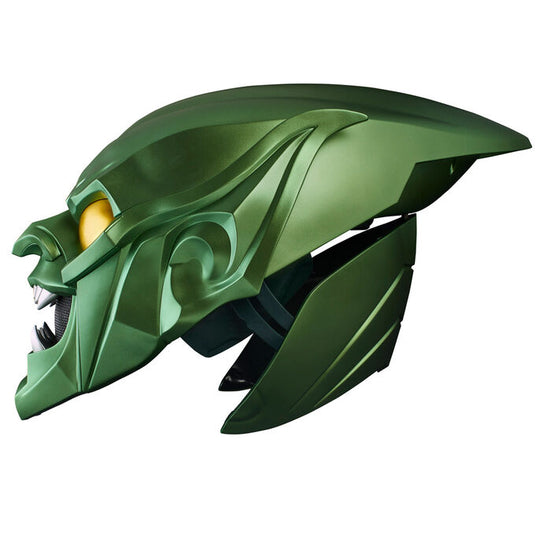 Vue rapprochée des finitions peintes à la main sur le casque Green Goblin Marvel