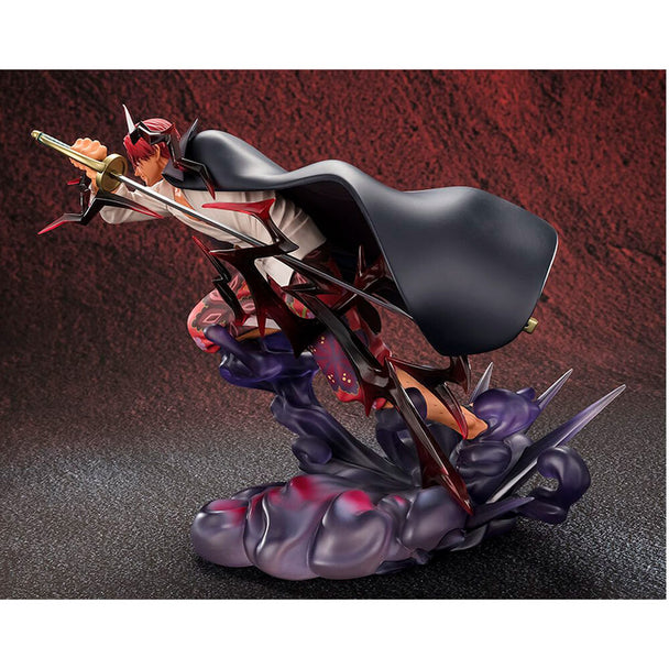 Figurine Shanks Divine Departure S.H Figuarts Zero de 20 cm en position dynamique, détails précis du visage et vêtement rouge emblématique