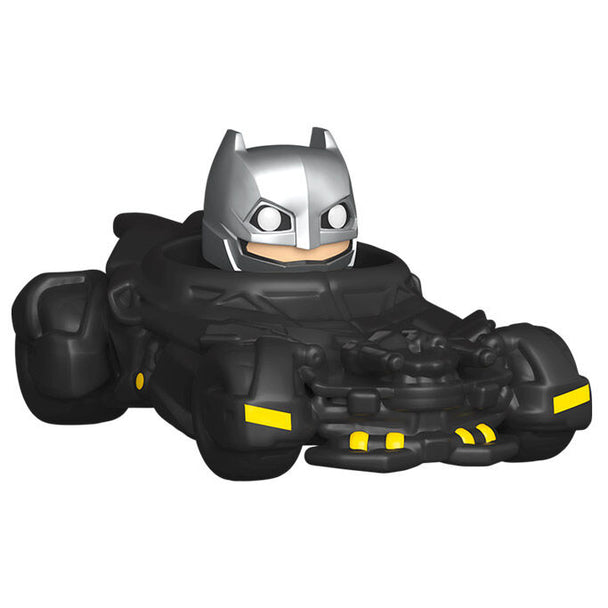 Vue rapprochée de la figurine Batman Bitty POP montrant les détails du visage et du costume