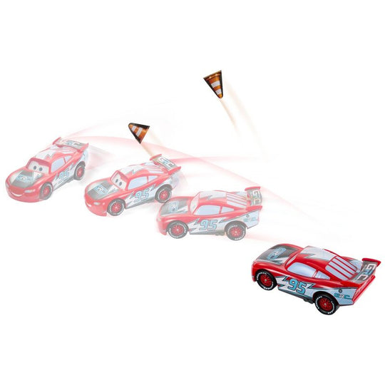 Packaging officiel MATTEL du jouet Lightning McQueen Drift & Race avec illustrations et informations produit