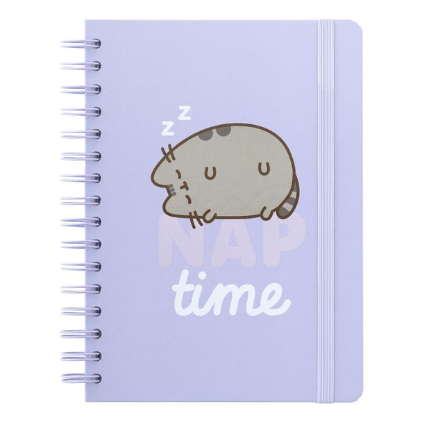 Couverture rigide du carnet Pusheen Moments au format A5 avec illustration colorée
