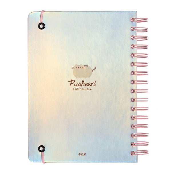 Vue de profil montrant la reliure wire-o robuste du cahier Pusheen Foodie A5 ERIK