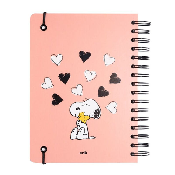 Vue rapprochée de la reliure wire-o robuste du carnet Snoopy A5 ERIK