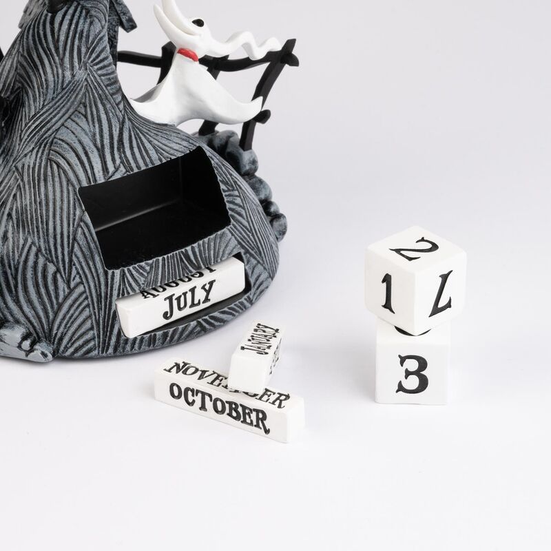 Vue latérale montrant l'épaisseur et la texture en résine du calendrier perpétuel 3D Jack