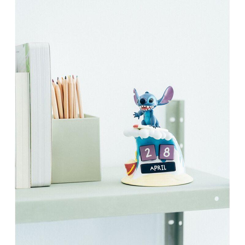 Présentation latérale du calendrier perpétuel 3D Stitch Surfer Disney, design compact et coloré