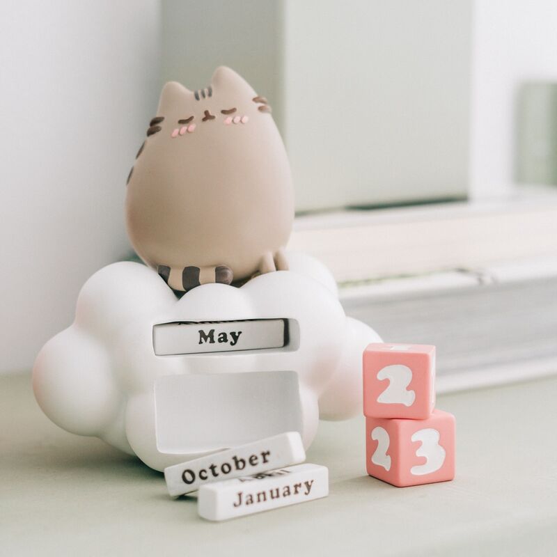 Emballage et présentation soignée du calendrier perpétuel 3D Pusheen Purrfect Love