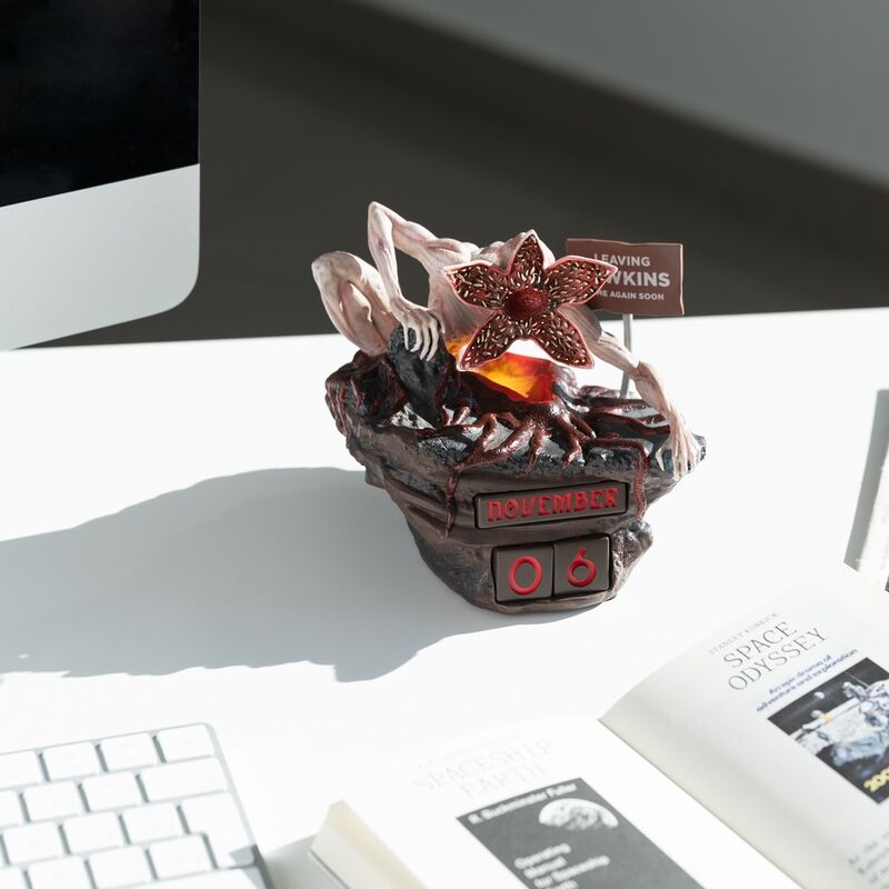 Emballage et présentation soignée du calendrier perpétuel Demogorgon ERIK