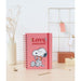 Coins arrondis du cahier A5 Snoopy Love Yourself offrant un design élégant et durable