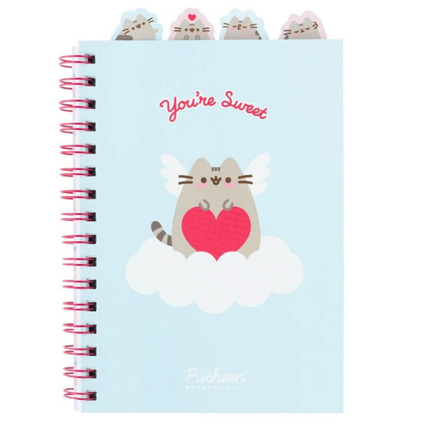 Vue de face du cahier Pusheen Purrfect Love au format A5 avec couverture souple mate