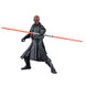 Vue arrière de la figurine montrant la cape et les détails du costume sombre