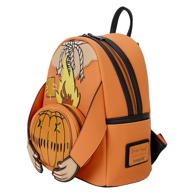 Vue latérale montrant les poches latérales pratiques du sac à dos Sam Trick 'r Treat en cuir vegan