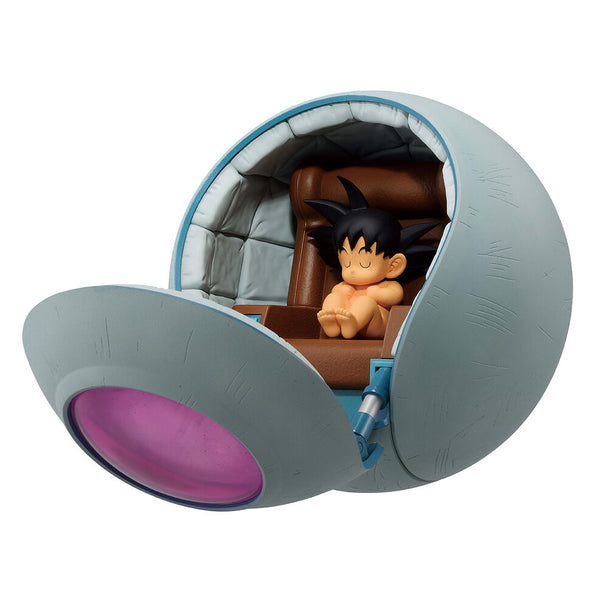 Profil gauche de la figurine Dragon Ball Z Kakarot par BANPRESTO, mettant en valeur la posture dynamique