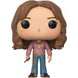 Vue rapprochée de la figurine Funko POP Hermione Granger avec son Retourneur de Temps détaillé