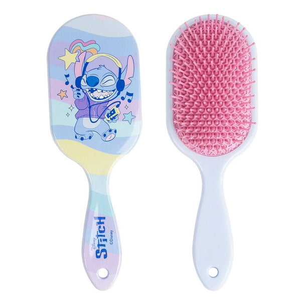 Détail de la brosse Disney Stitch CERDÁ montrant les poils souples et la poignée ergonomique