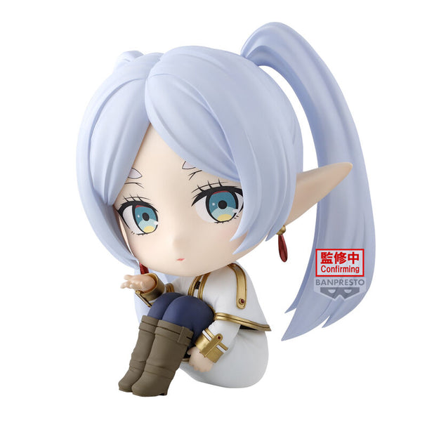 Figurine Frieren Beyond Journey's End vue de face, hauteur 11 cm, détail soigné
