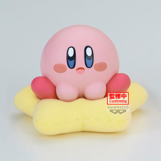 Gros plan sur la figurine Kirby Break Time montrant la texture et les finitions soignées BANPRESTO