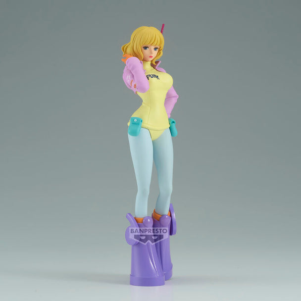 Profil latéral de la figurine Stussy One Piece Egghead montrant les couleurs vives